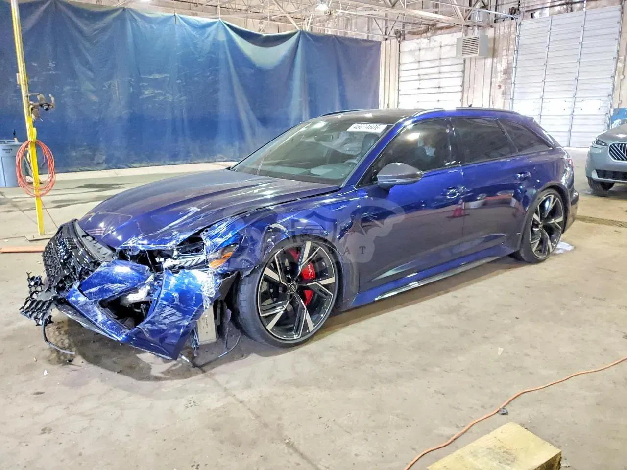 Audi RS6 4.0L 8 2021