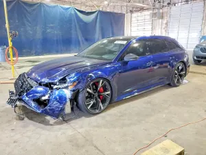 Audi RS6 4.0L 8 2021