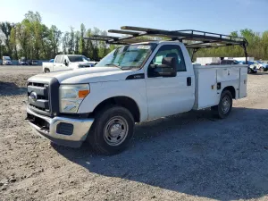 Ford F-250 6.2L 8 2013