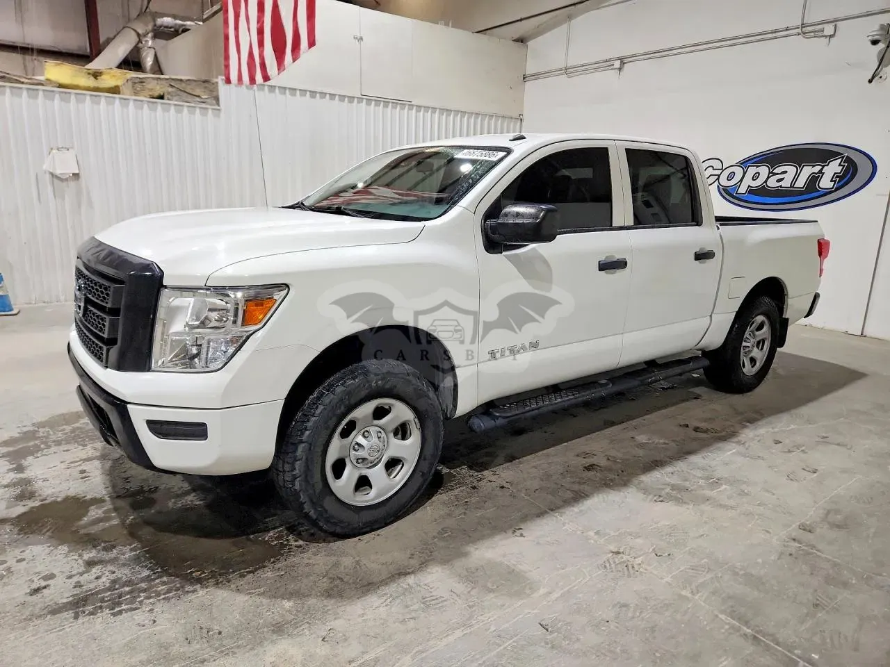 Nissan Titan 5.6L 8 2021