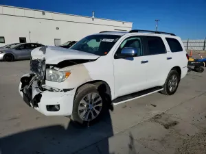 Toyota Sequoia 5.7L 8 2014