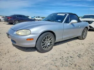 Mazda MX-5 (Miata) 1.8L 4 1999