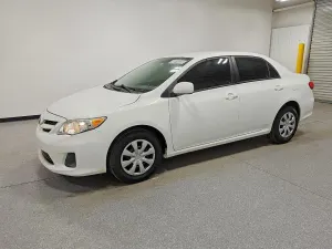 Toyota Corolla 1.8L 4 2011