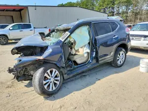 Nissan Rogue 2.5L 4 2016