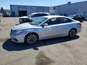 Nissan Altima 2.5L 4 2017