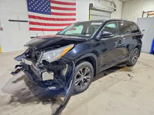 Toyota Highlander 3.5L 6 2016