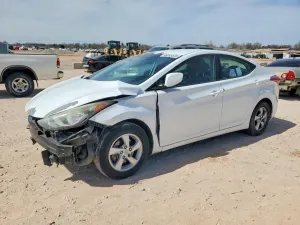 Hyundai Elantra 1.8L 4 2015