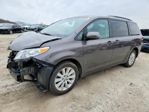 Toyota Sienna 3.5L 6 2013