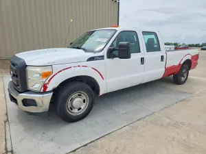 Ford F-250 6.2L 8 2015