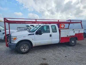 Ford F-250 6.2L 8 2015