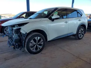Nissan Rogue 2.5L 4 2021