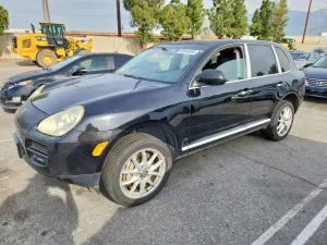 Porsche Cayenne 4.5L 8 2005