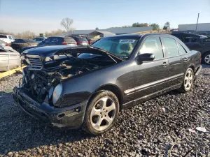 Mercedes-Benz E 4.3L 8 2002