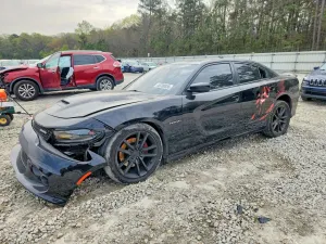 Dodge Charger 5.7L 8 2021