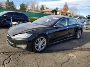 Tesla Model S 2013