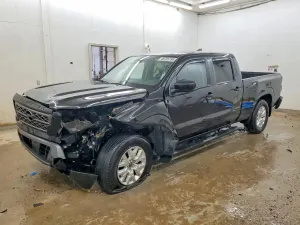 Nissan Frontier 3.8L 6 2022