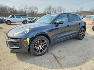 Porsche Macan 2.0L 4 2023
