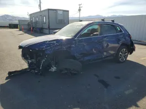 Audi Q5 2.0L 4 2022