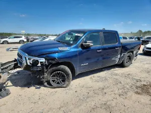 RAM 1500 5.7L 8 2019