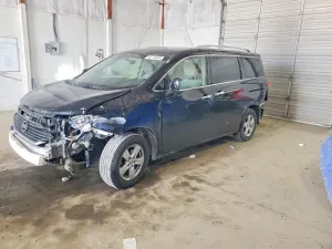 Nissan Quest 3.5L 6 2016