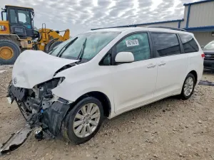 Toyota Sienna 3.5L 6 2011