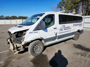 Ford Transit 3.7L 6 2015
