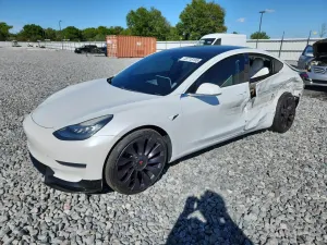 Tesla Model 3 2020