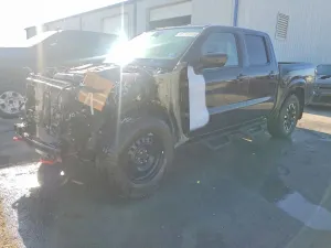 Nissan Frontier 3.8L 6 2024