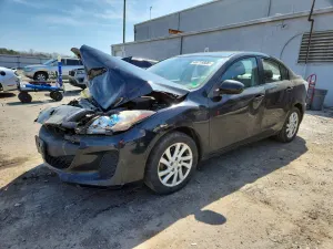Mazda 3 2.0L 4 2012