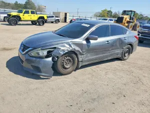Nissan Altima 2.5L 4 2017