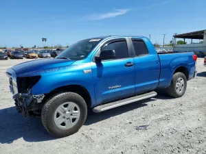 Toyota Tundra 5.7L 8 2010