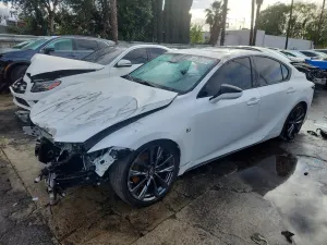 Lexus IS 3.5L 6 2022