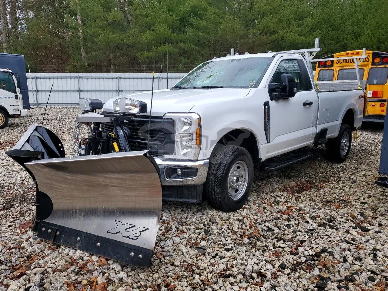Ford F-250 6.8L 8 2025