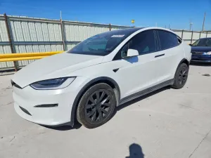 Tesla Model X 2022