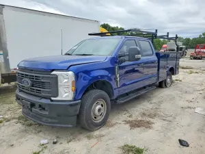 Ford F-350 6.8L 8 2026