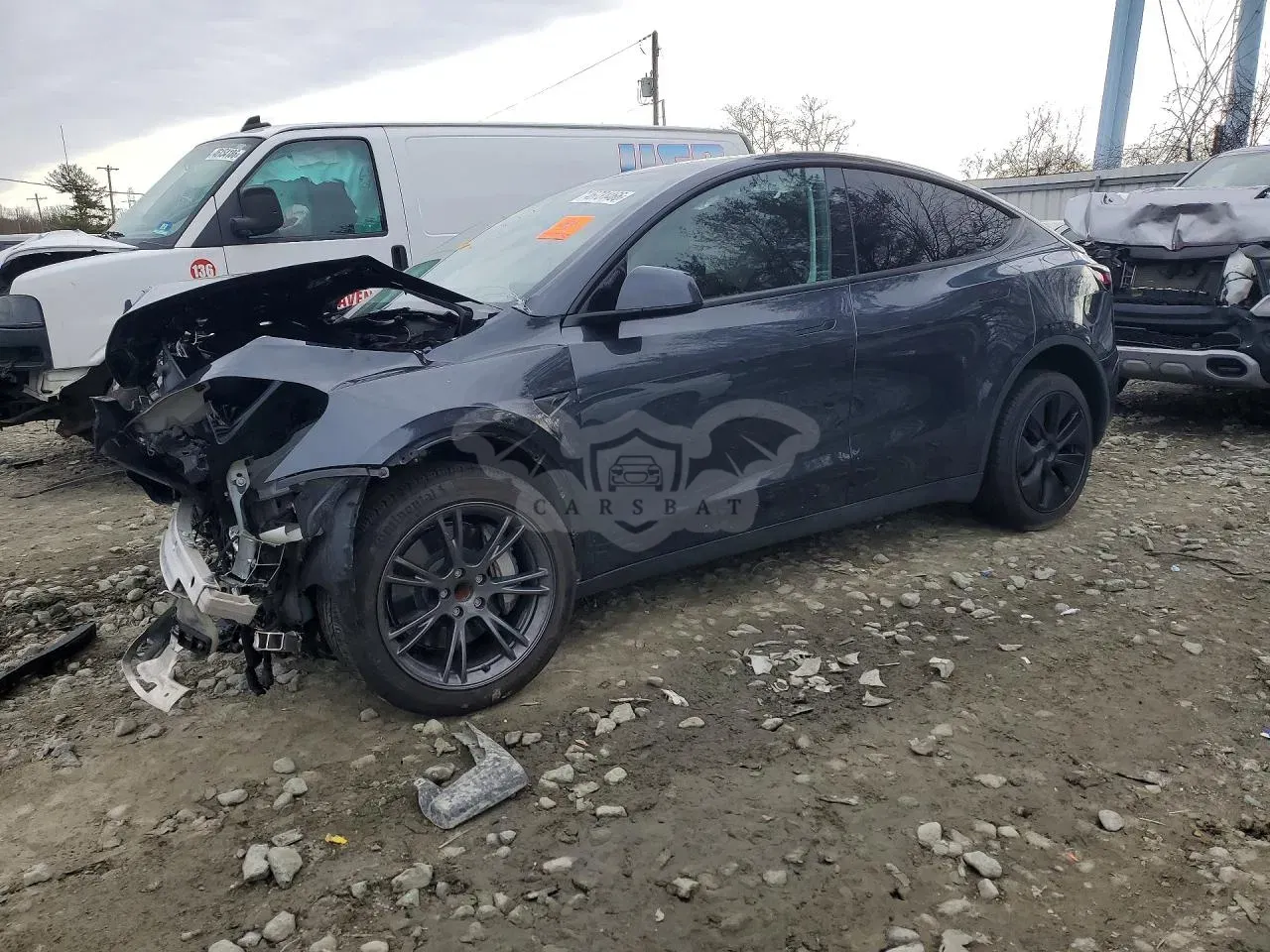 Tesla Model Y 2025