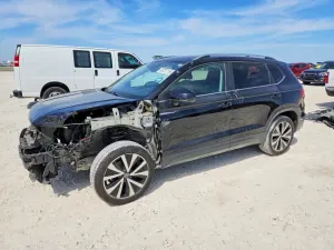 Volkswagen Taos 1.5L 4 2024