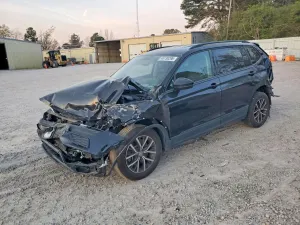 Volkswagen Tiguan 2.0L 4 2021