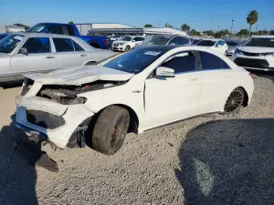 Mercedes-Benz CLA 2.0L 4 2015