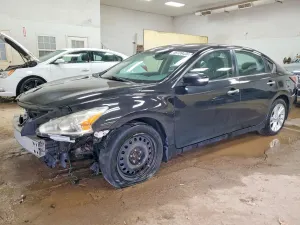 Nissan Altima 2.5L 4 2015