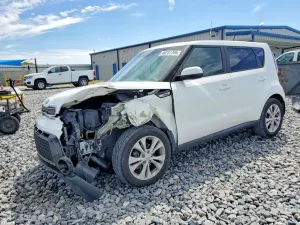 Kia Soul 2.0L 4 2016