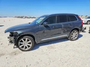 Volvo XC90 2.0L 4 2017
