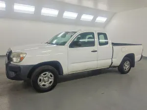 Toyota Tacoma 2.7L 4 2015