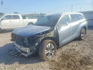 Toyota Highlander 2.4L 4 2024