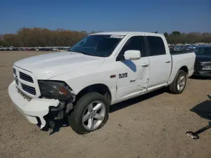 RAM 1500 5.7L 8 2013
