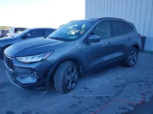 Ford Escape 2.0L 4 2025