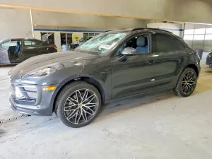 Porsche Macan 2.0L 4 2024