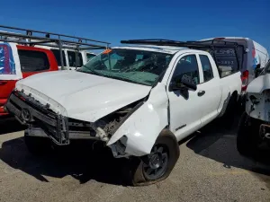 Toyota Tundra 4.6L 8 2012