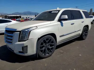 Cadillac Escalade 6.2L 8 2015