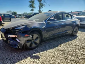 Tesla Model 3 2018